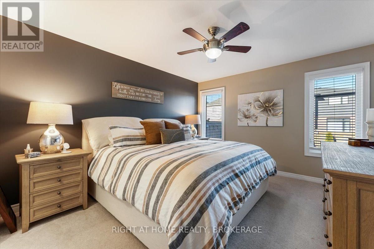 149 ACACIA ROAD Image 18