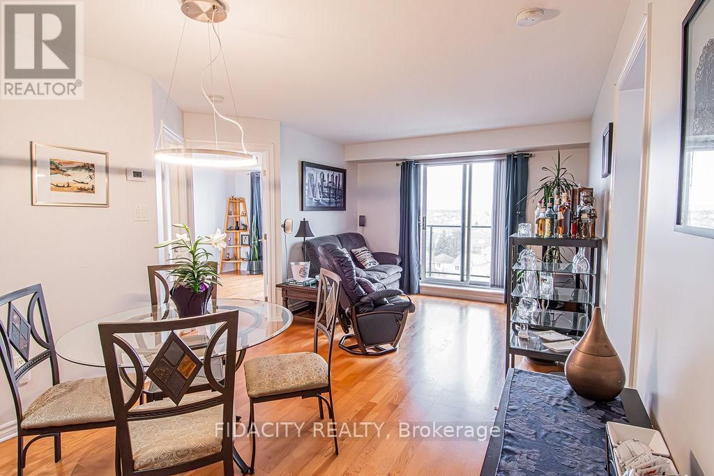 805 - 314 CENTRAL PARK DRIVE Image 5