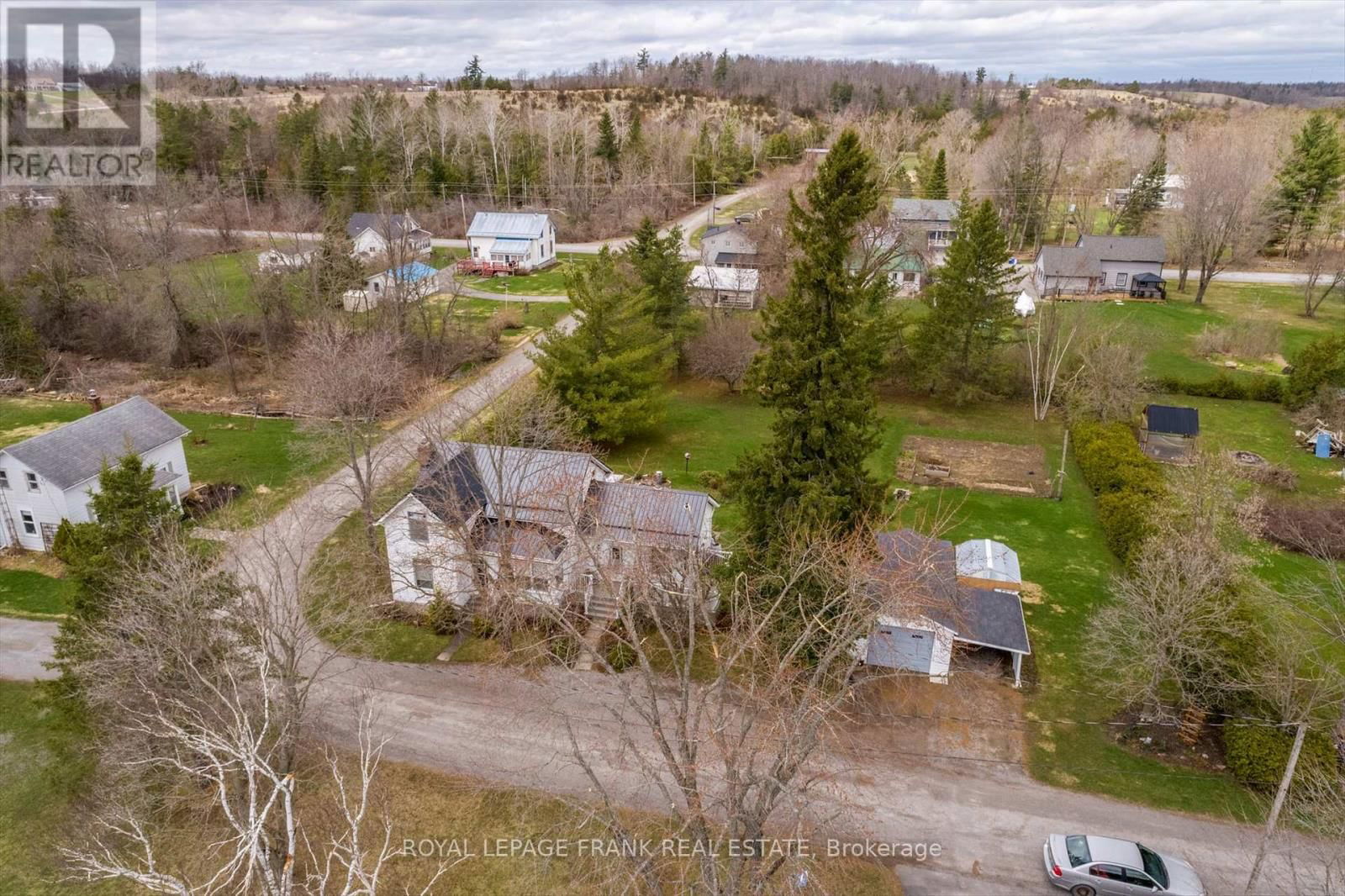 14 CARR STREET Image 46