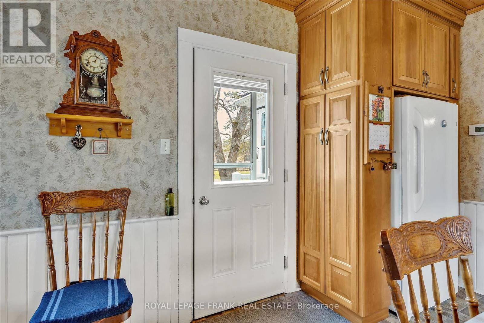 14 CARR STREET Image 8