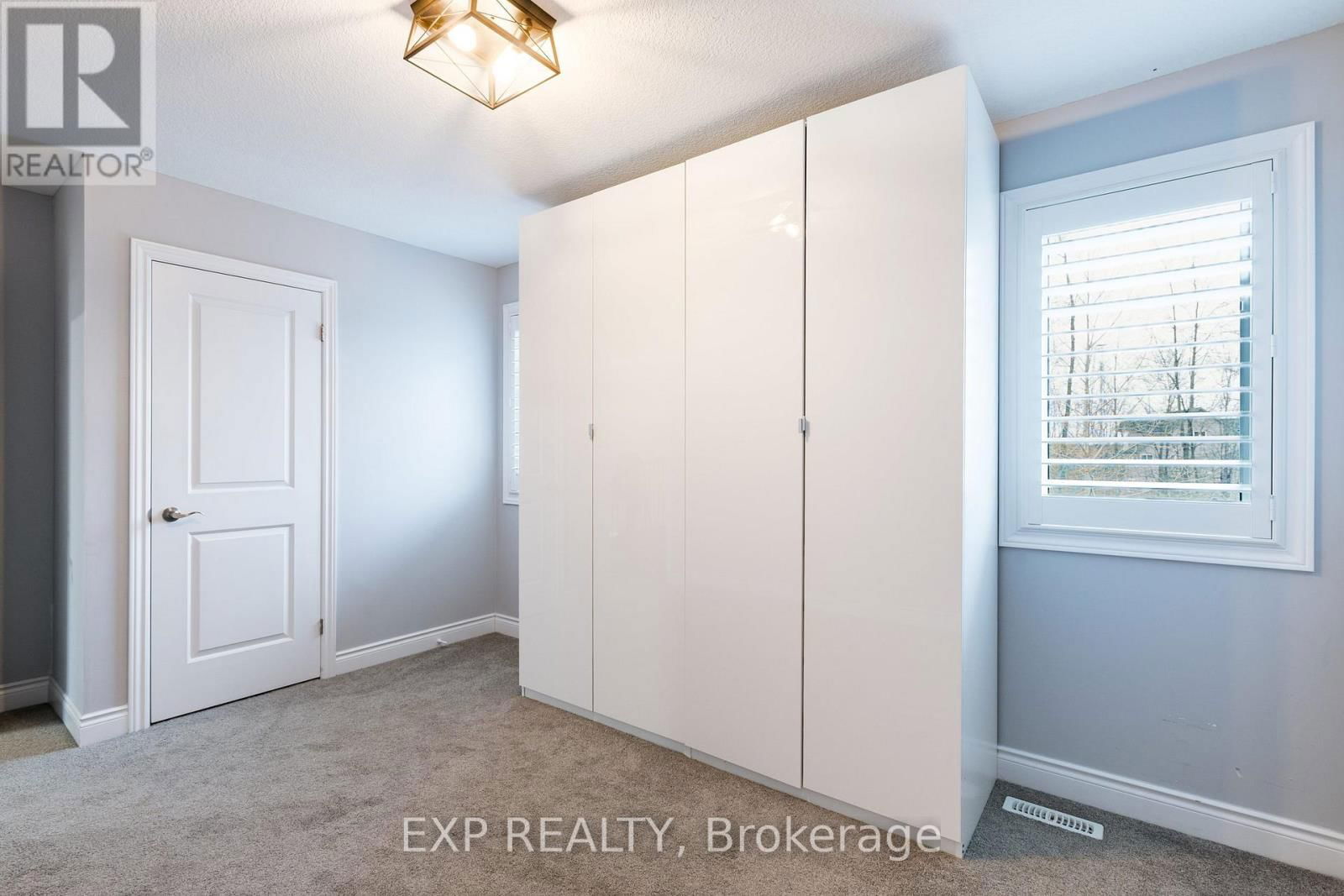 2180 YELLOWBIRCH PLACE Image 27