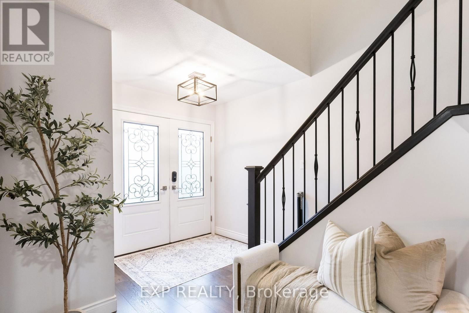 2180 YELLOWBIRCH PLACE Image 3
