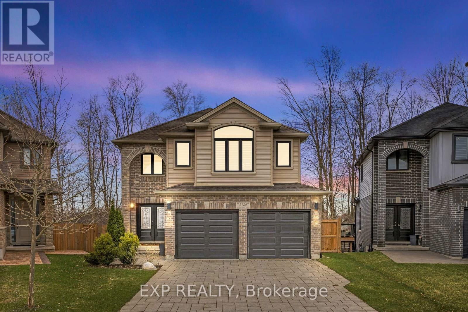 2180 YELLOWBIRCH PLACE Image 40