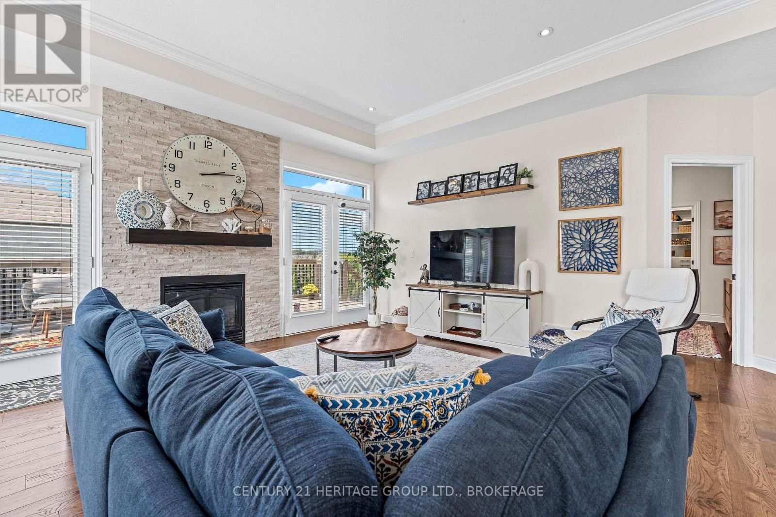 413 WESTGATE COURT Image 11