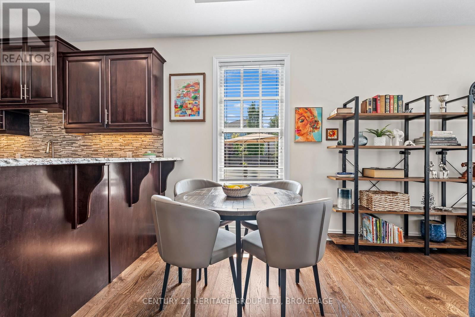 413 WESTGATE COURT Image 14