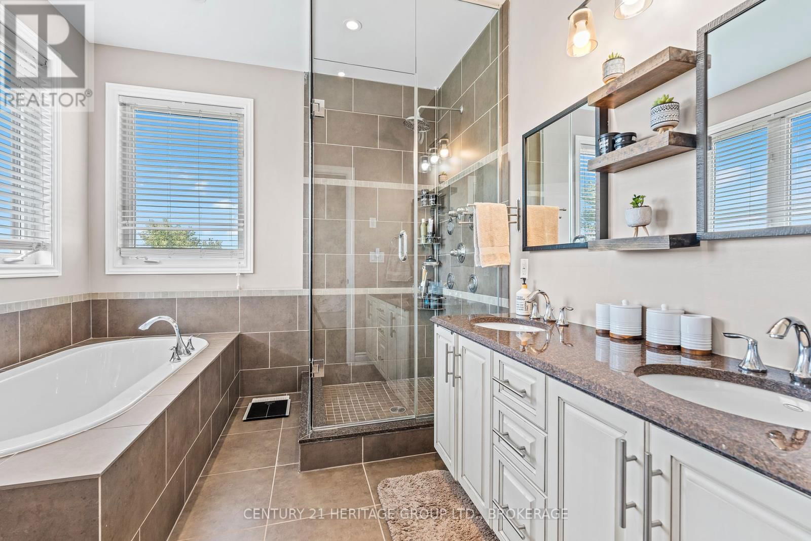 413 WESTGATE COURT Image 21