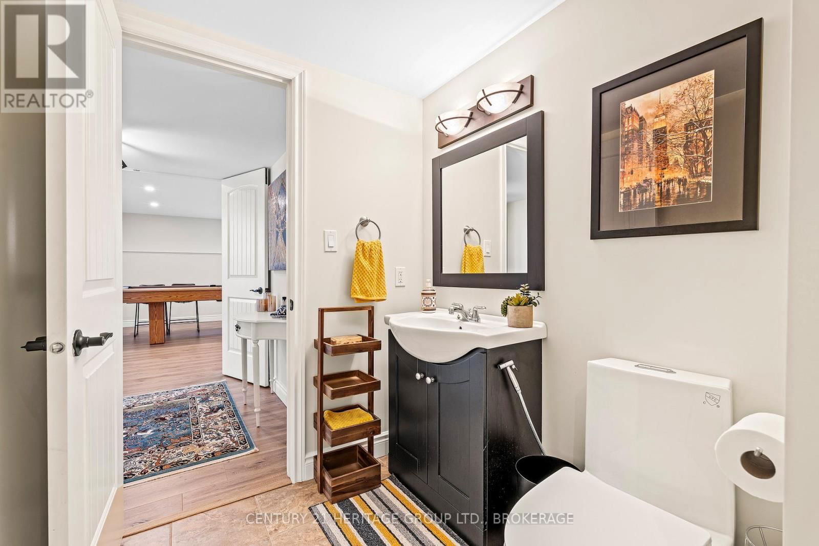 413 WESTGATE COURT Image 36