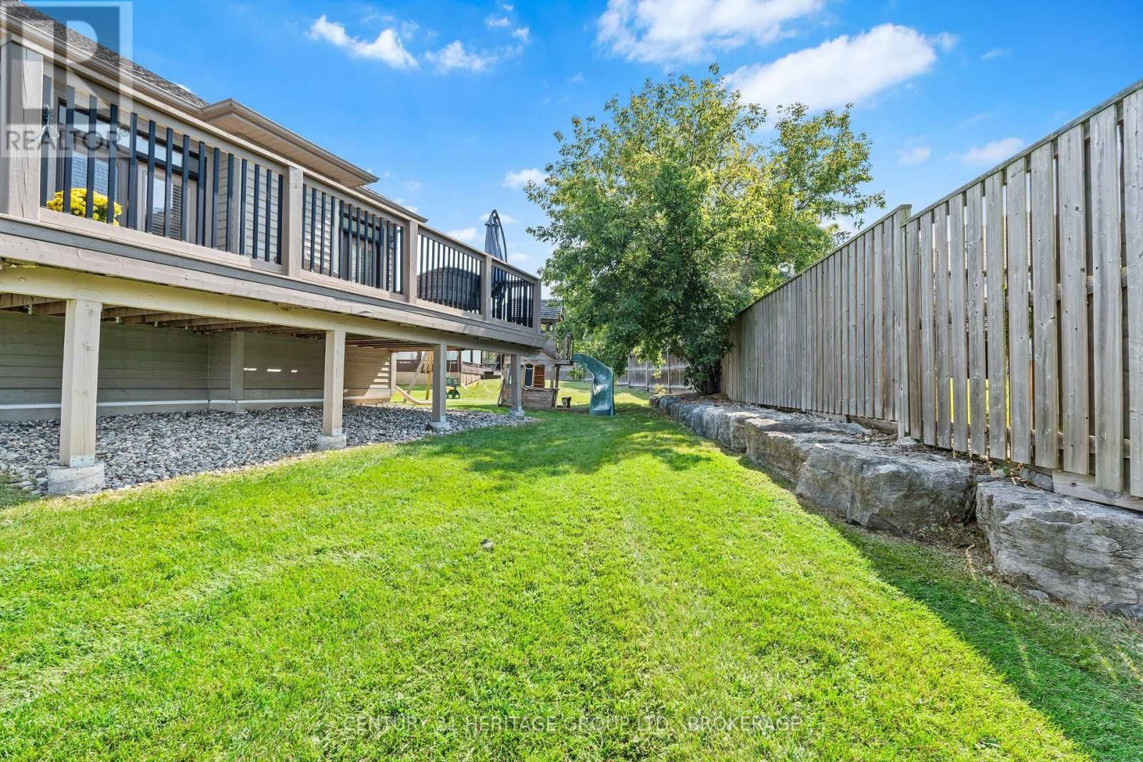 413 WESTGATE COURT Image 47