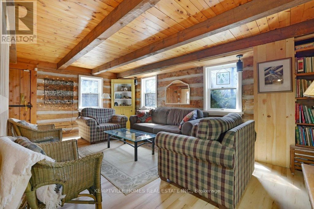 215 CORKORAN ROAD NORTH Image 18