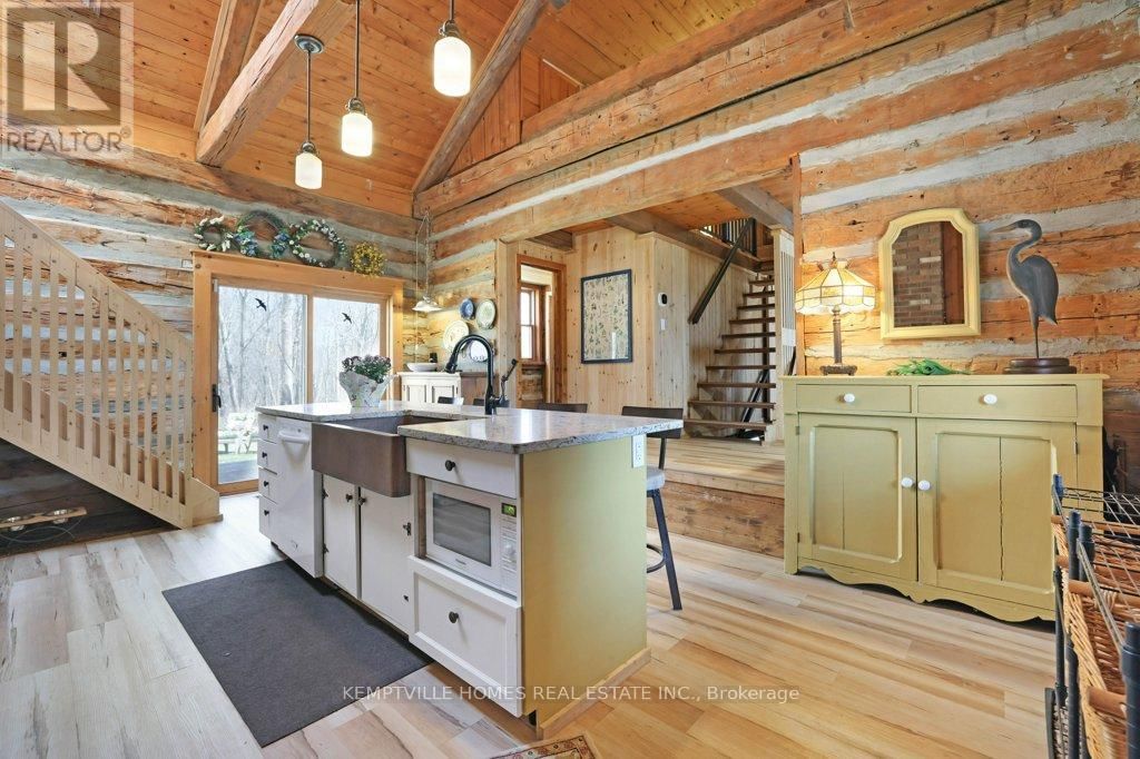 215 CORKORAN ROAD NORTH Image 2