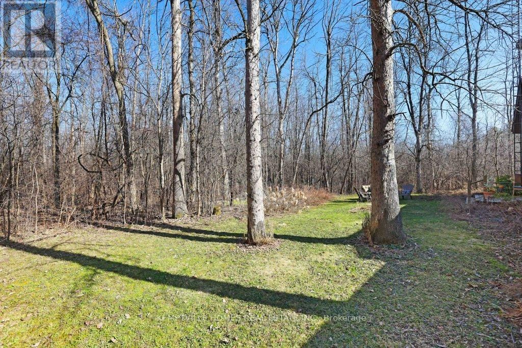215 CORKORAN ROAD NORTH Image 38