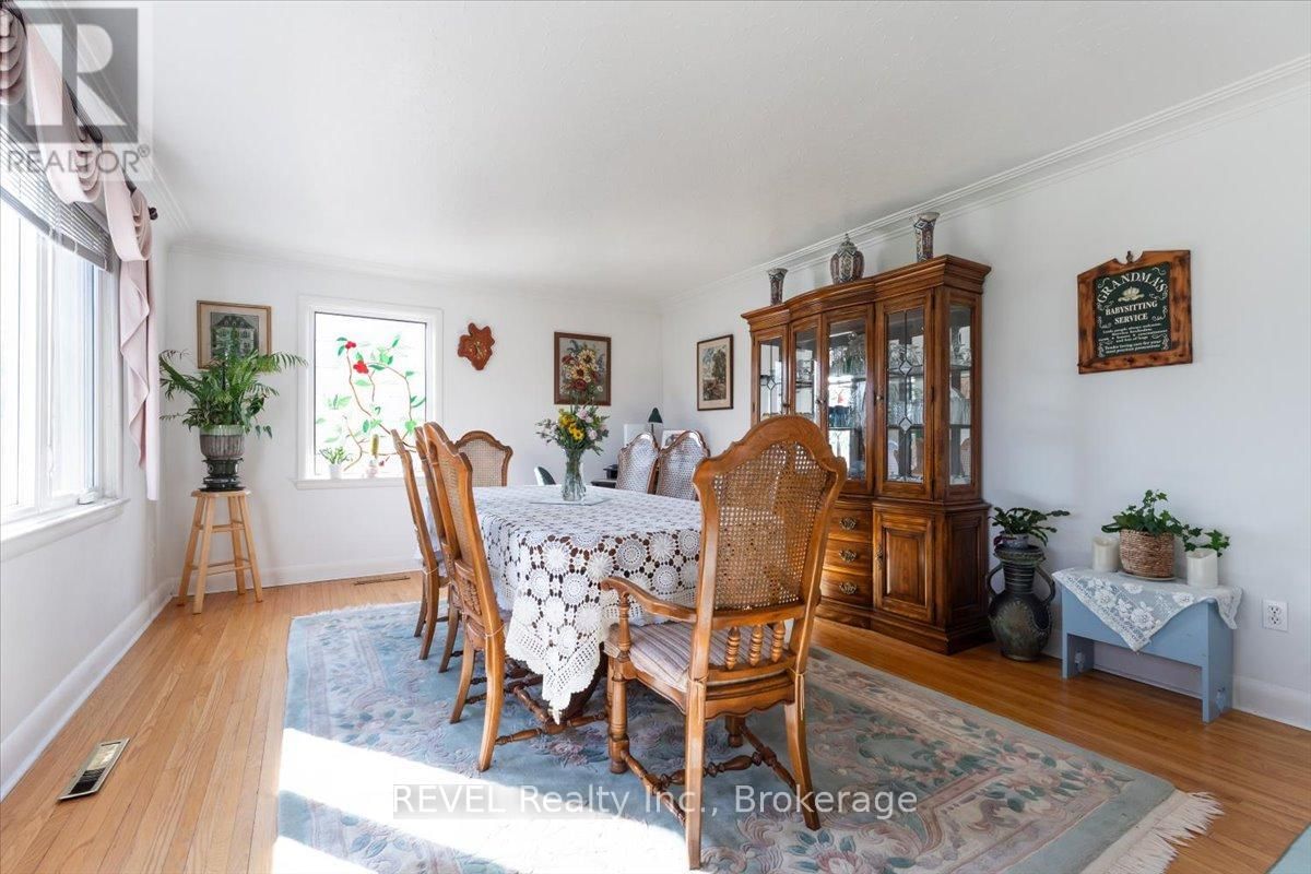 20 LAKESIDE DRIVE Image 17