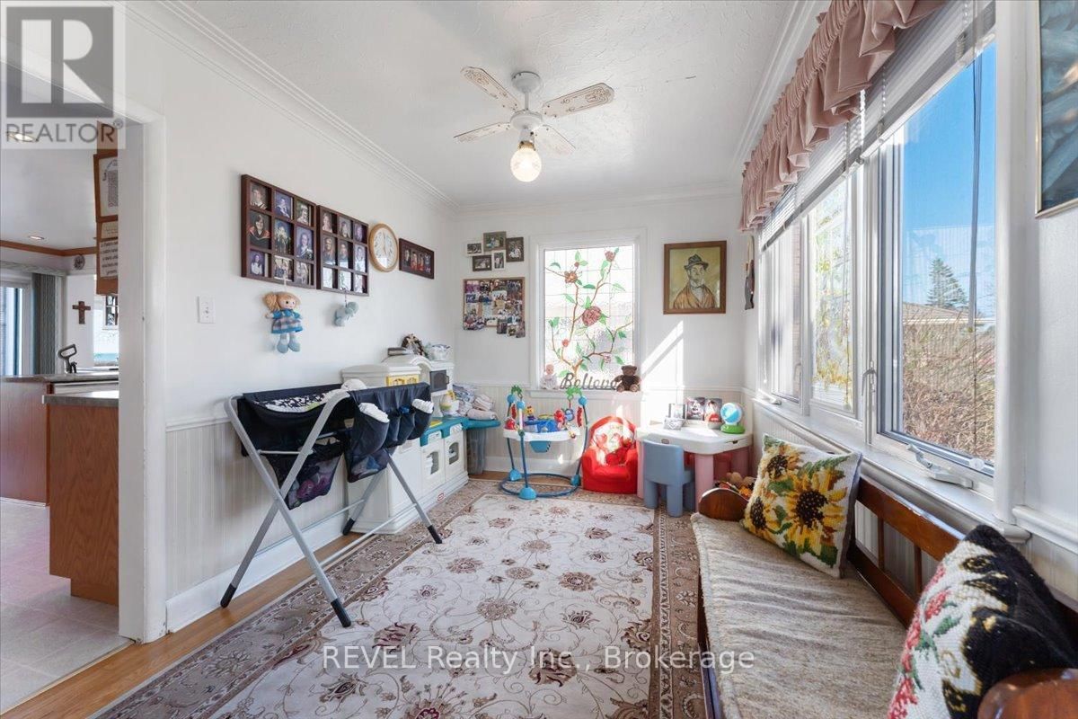 20 LAKESIDE DRIVE Image 18