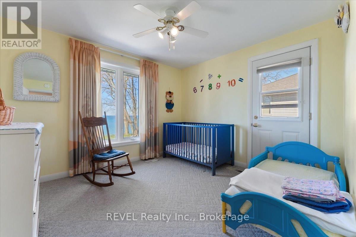 20 LAKESIDE DRIVE Image 28