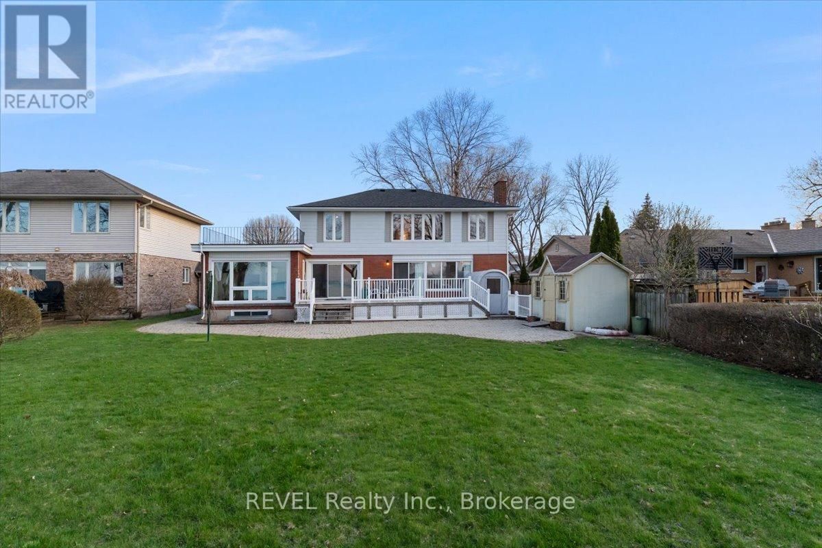 20 LAKESIDE DRIVE Image 36