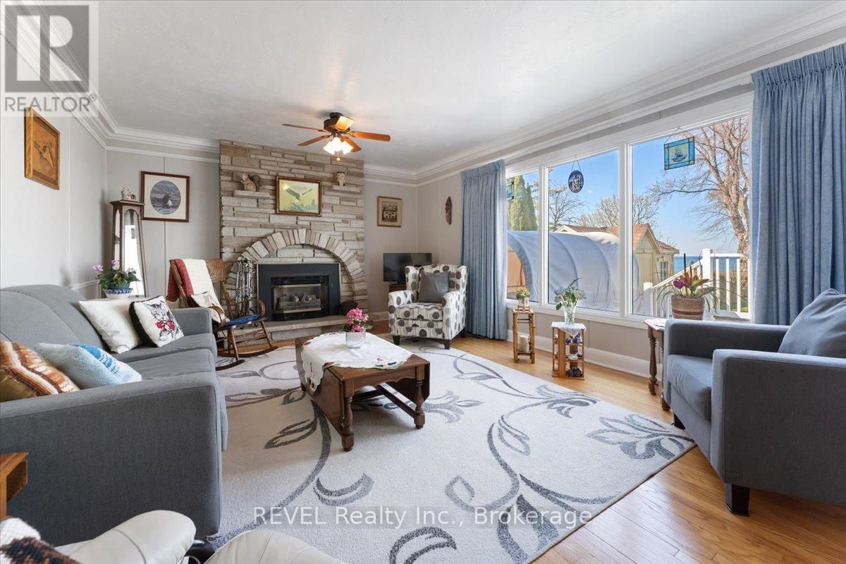20 LAKESIDE DRIVE Image 8