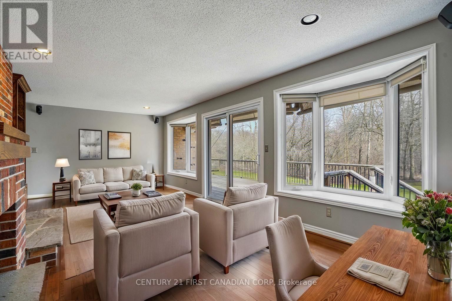 9565 OXBOW DRIVE Image 11
