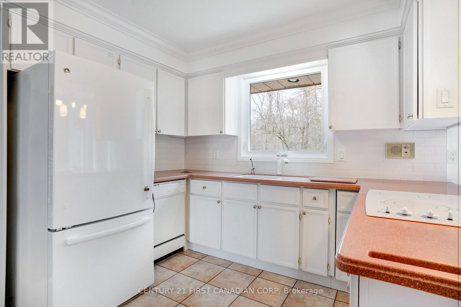 9565 OXBOW DRIVE Image 14