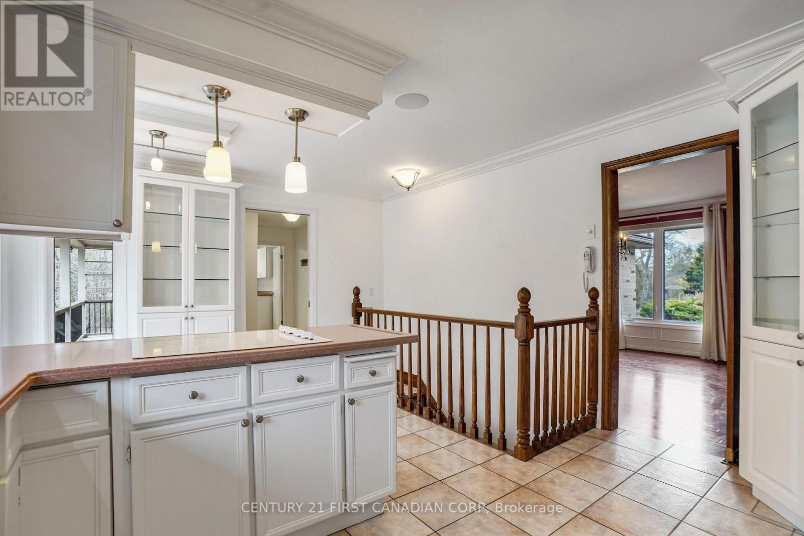 9565 OXBOW DRIVE Image 15