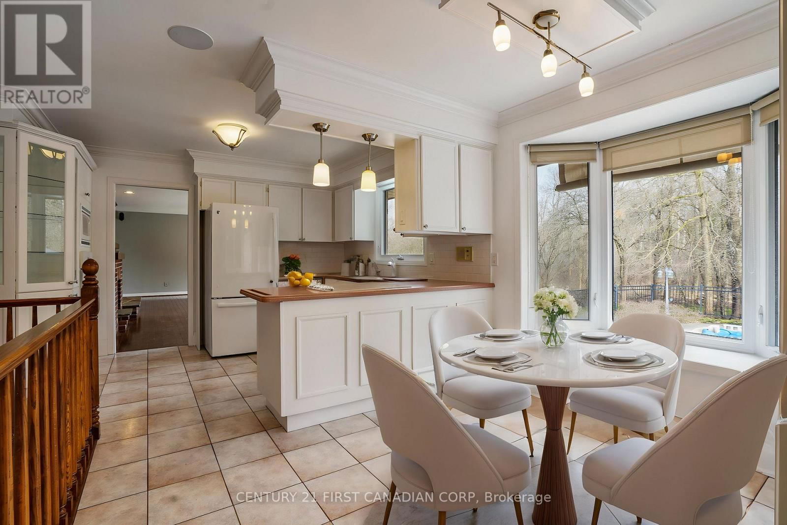 9565 OXBOW DRIVE Image 16