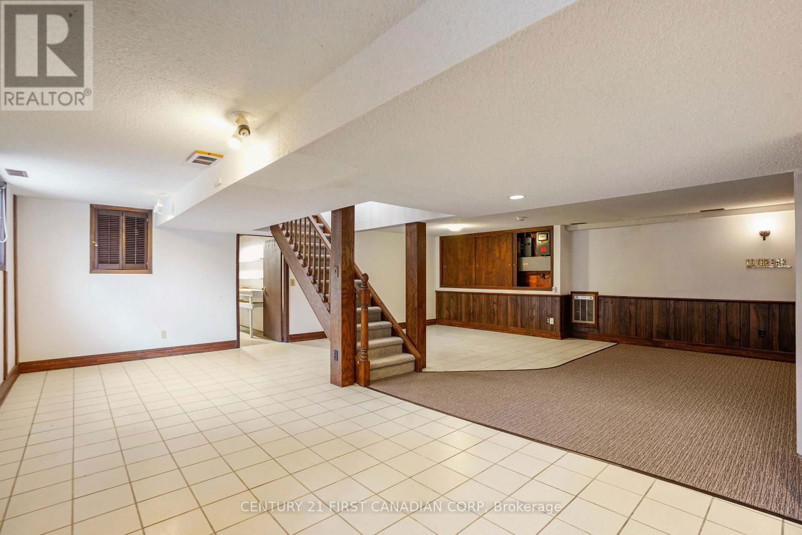 9565 OXBOW DRIVE Image 30