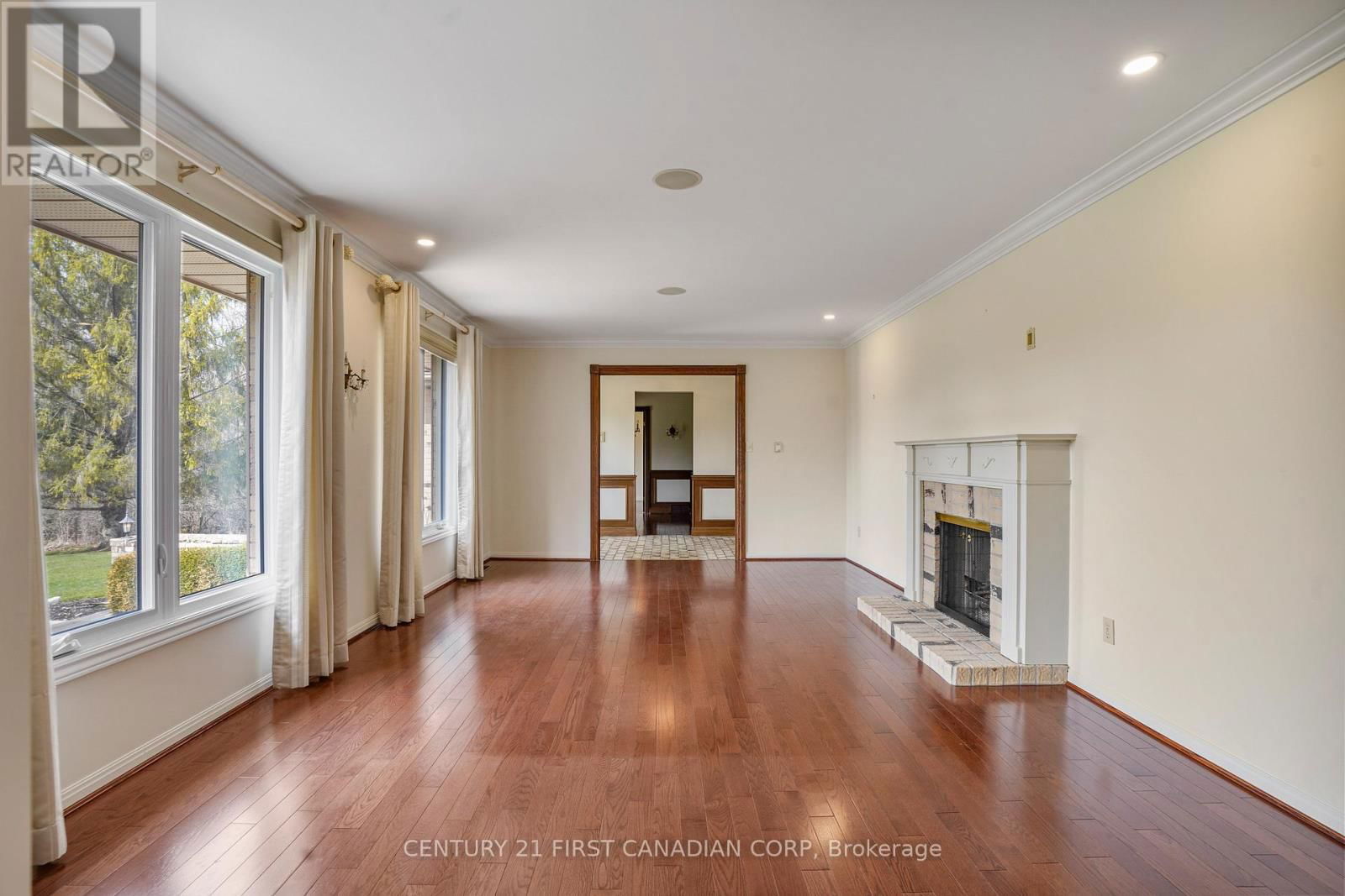 9565 OXBOW DRIVE Image 8