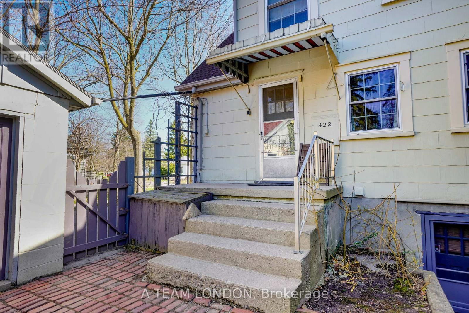 422 CHESTER STREET Image 41