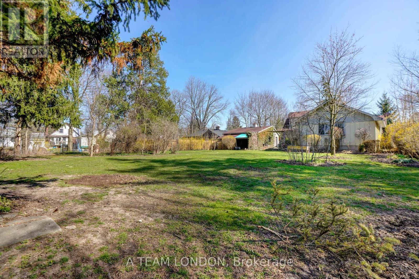 422 CHESTER STREET Image 45