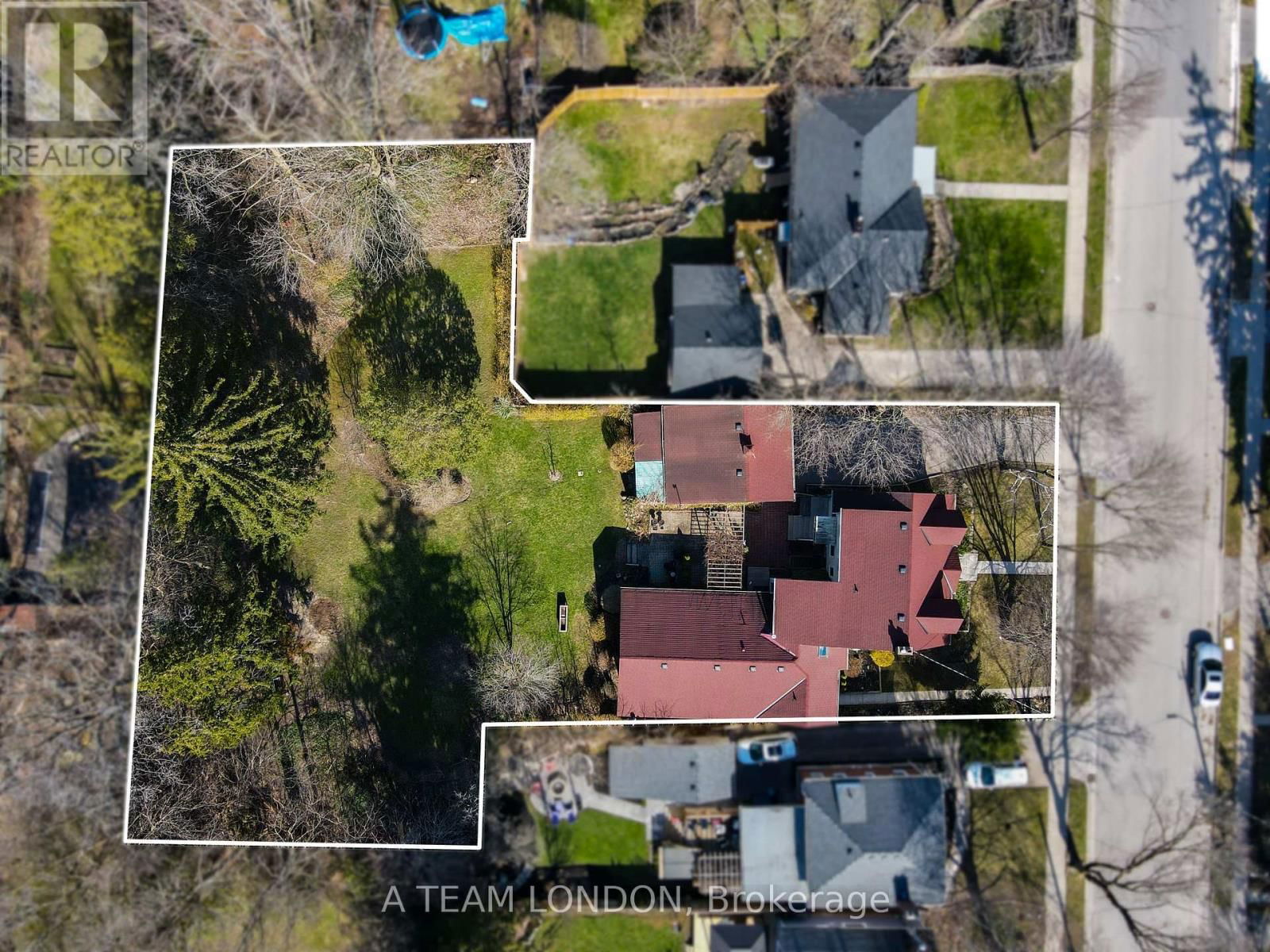 422 CHESTER STREET Image 6