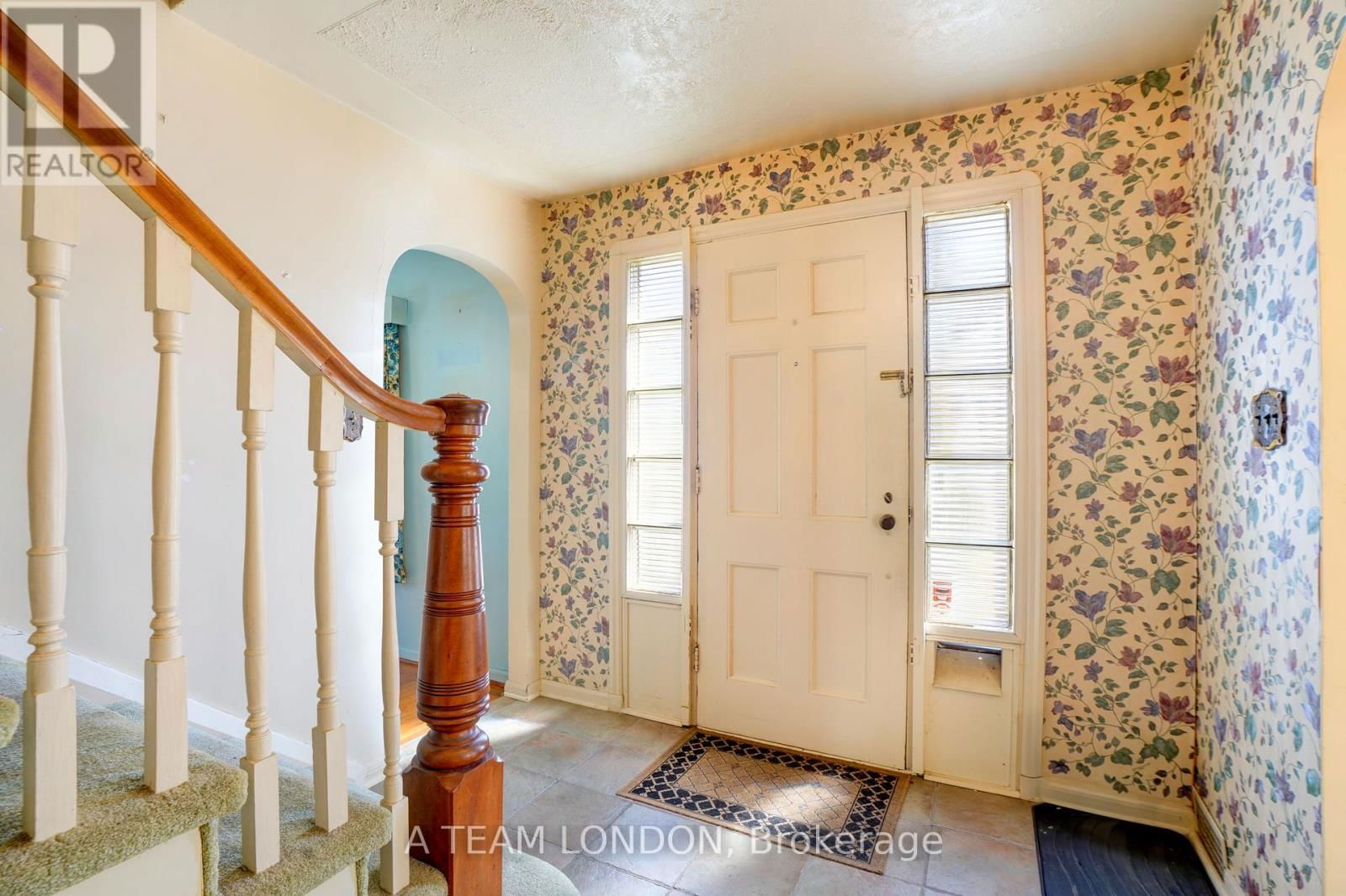 422 CHESTER STREET Image 7