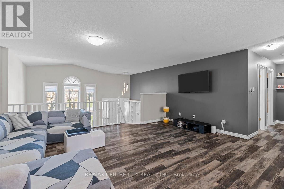 19 DELL DRIVE Image 9