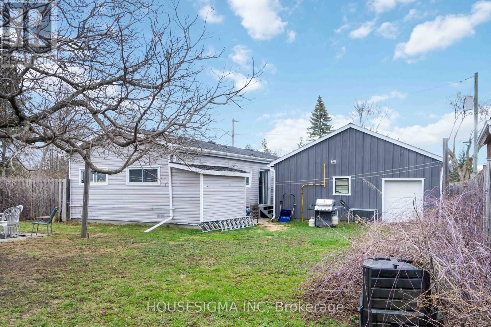 113 DODSON STREET Image 25