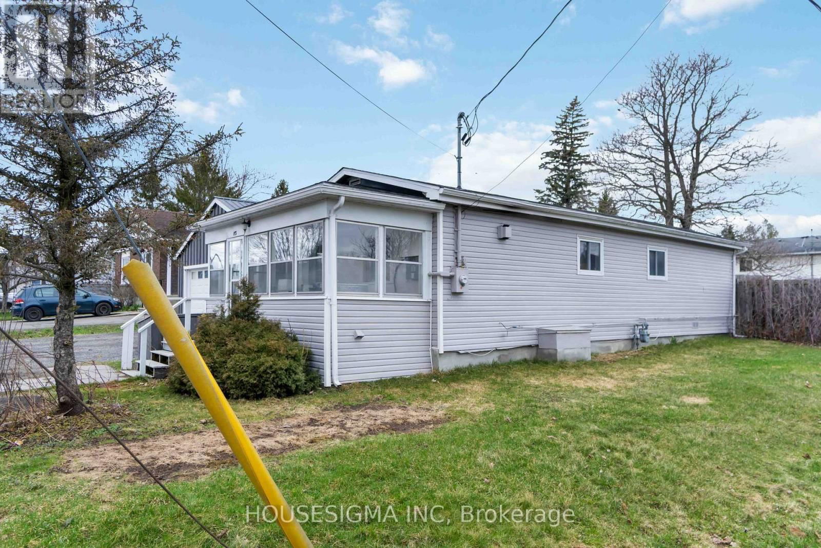 113 DODSON STREET Image 3