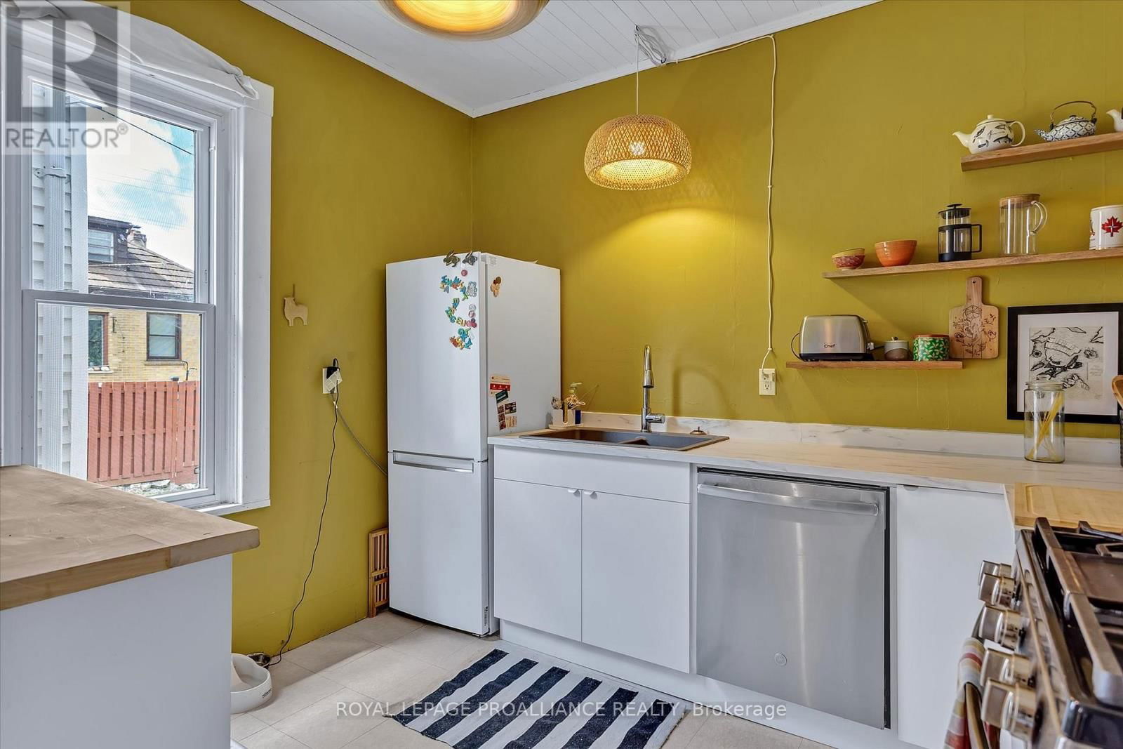 590 MURRAY STREET Image 14