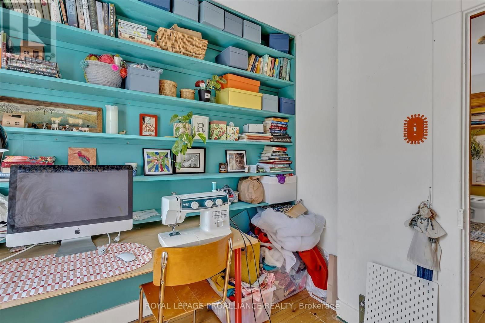 590 MURRAY STREET Image 25