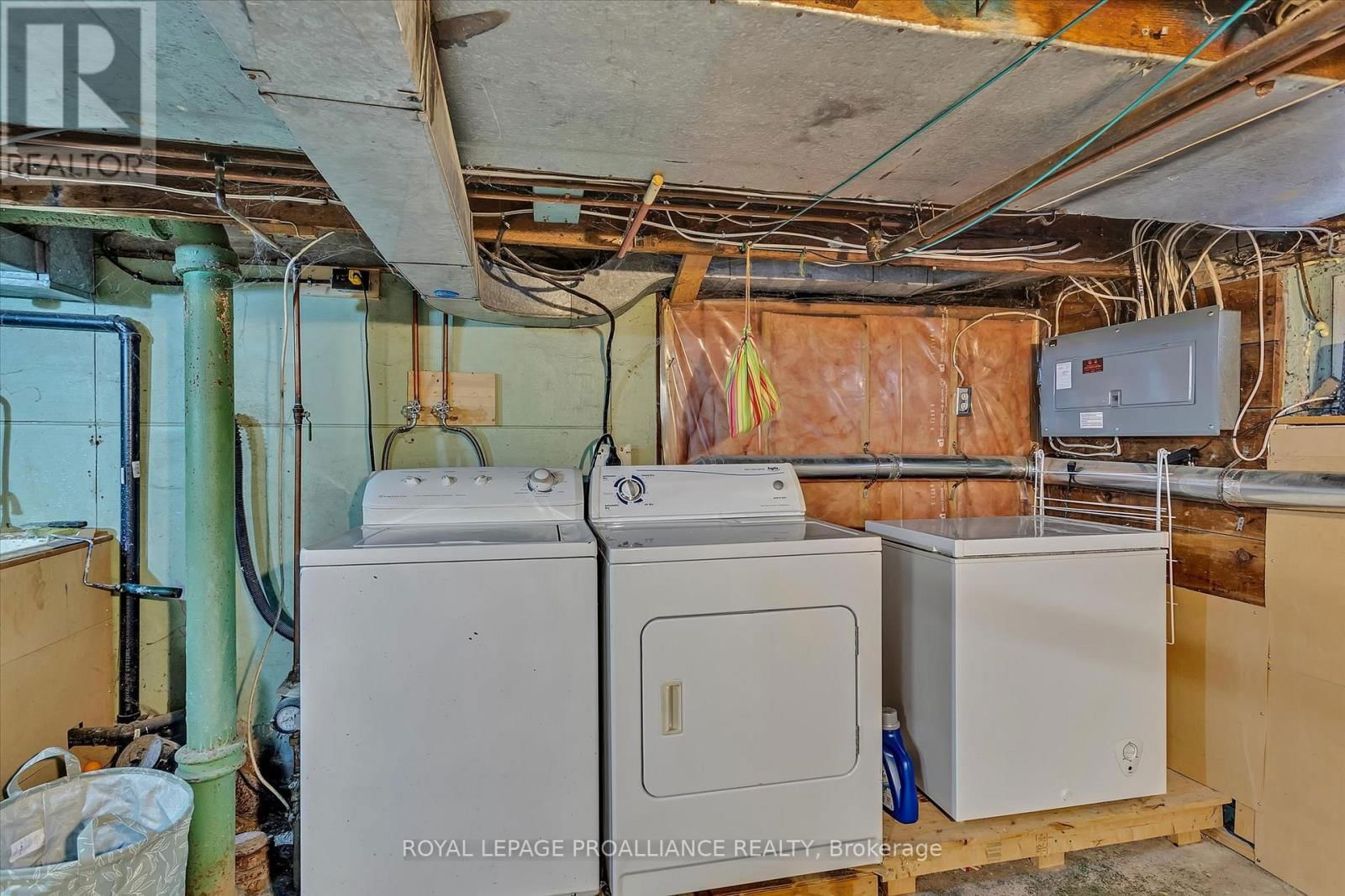 590 MURRAY STREET Image 32