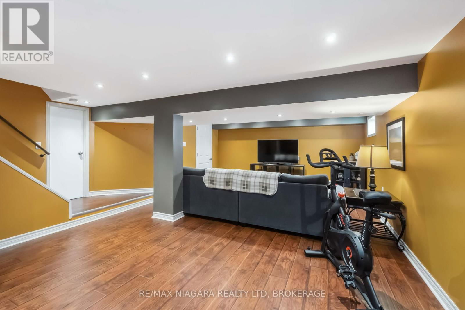 444 GENEVA STREET Image 25