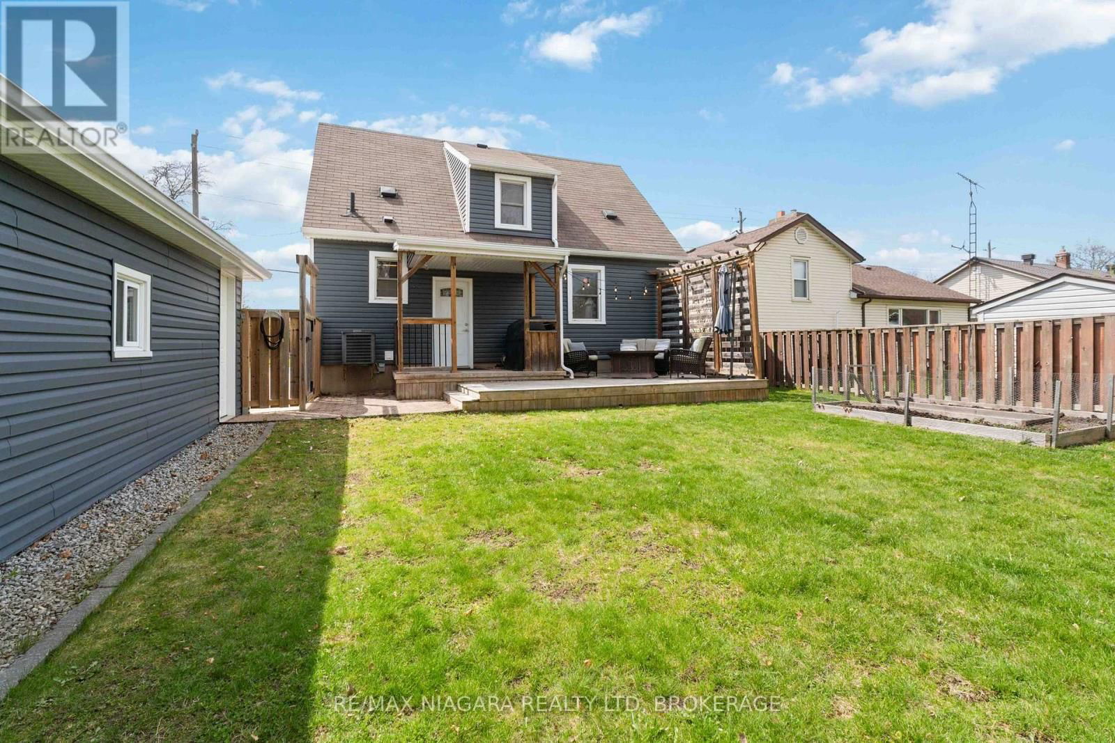 444 GENEVA STREET Image 29