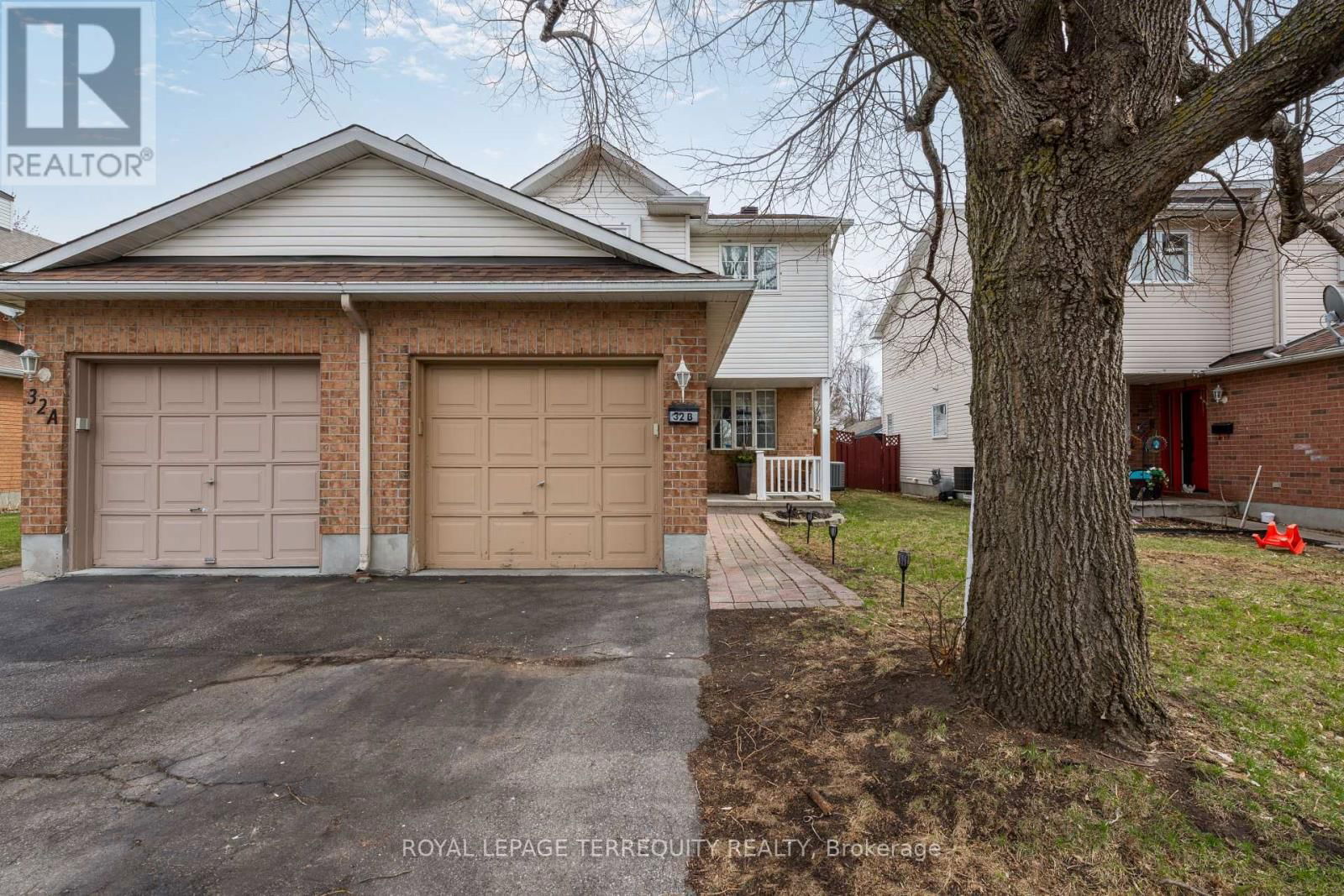 32B WOODFORD WAY Image 1
