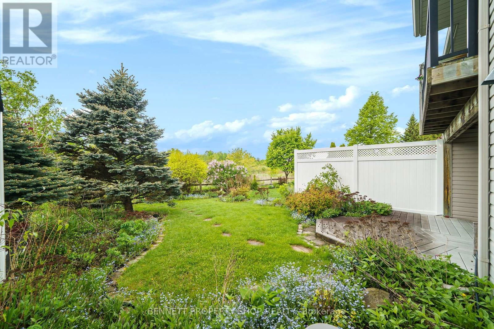 55 EILEEN CRESCENT Image 23