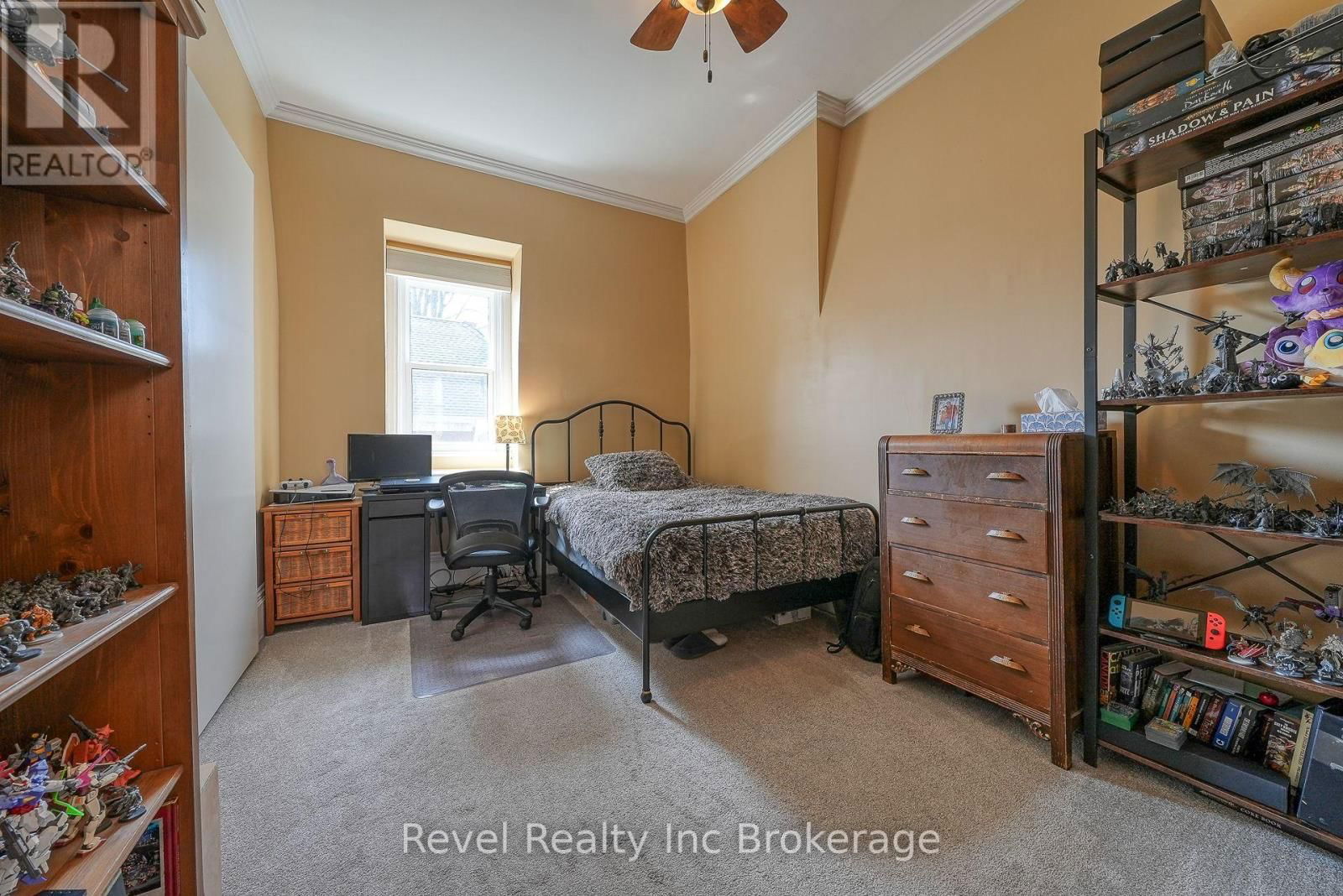 247 LIGHT STREET Image 29