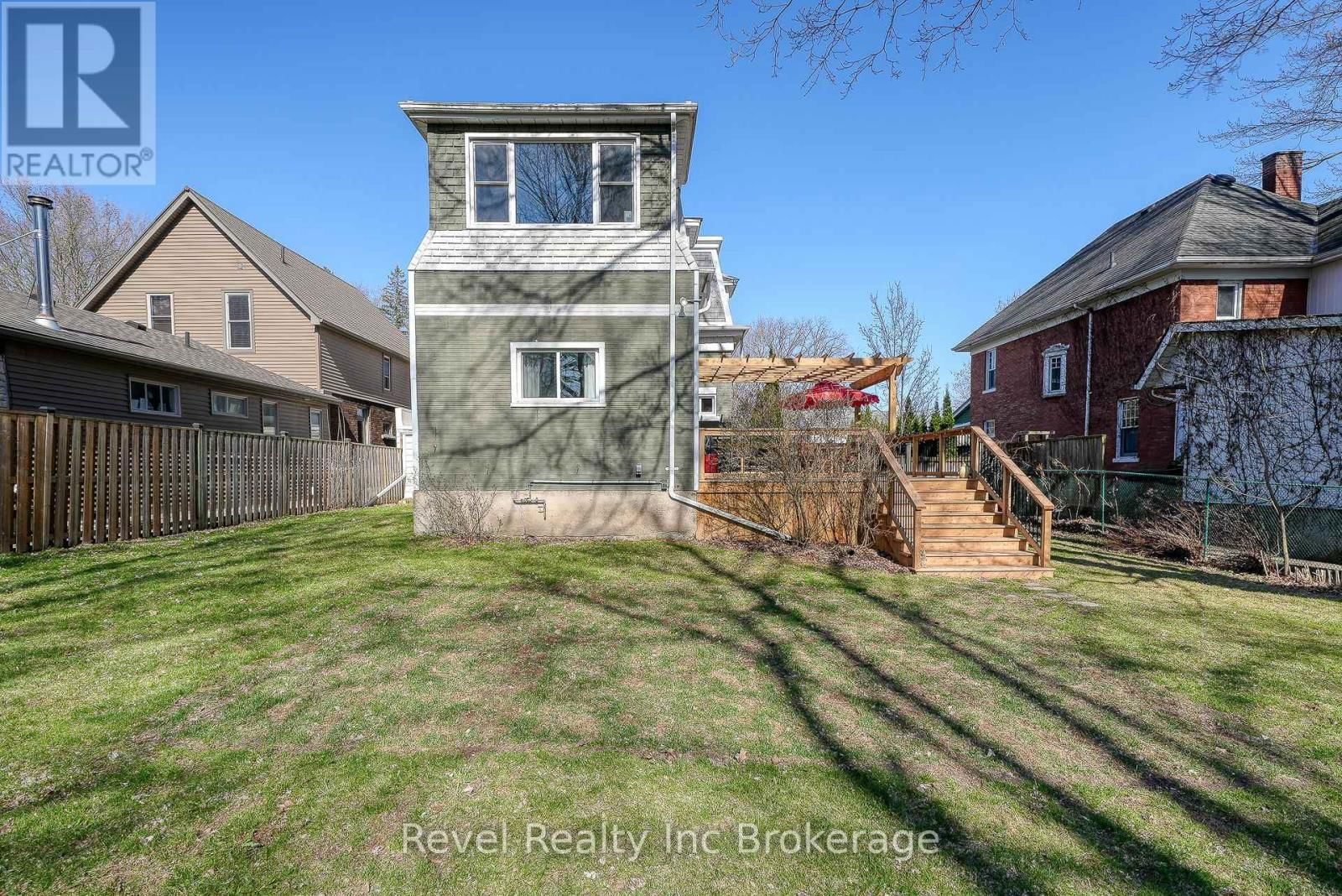 247 LIGHT STREET Image 35