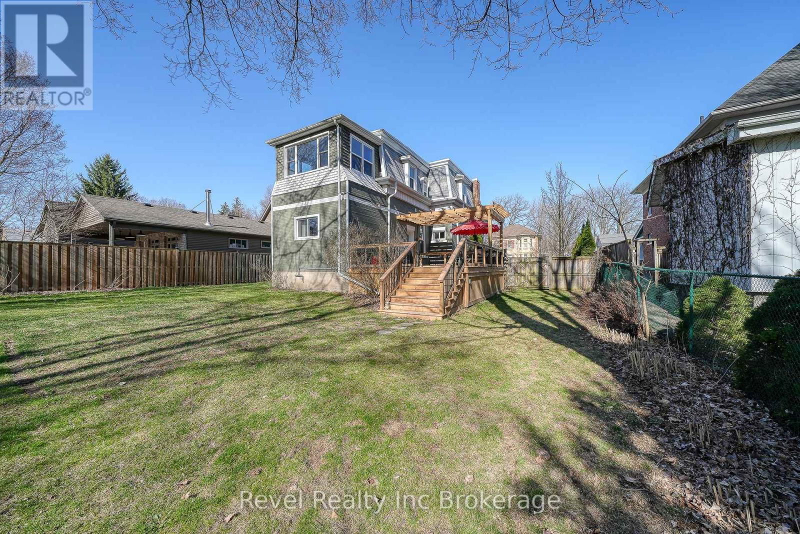247 LIGHT STREET Image 37