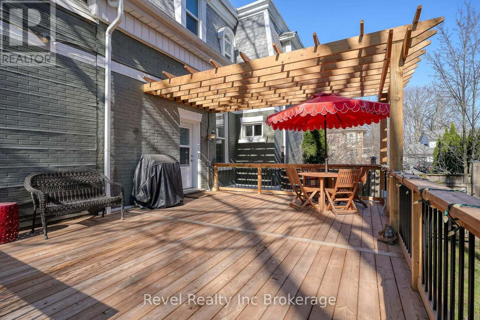 247 LIGHT STREET Image 39