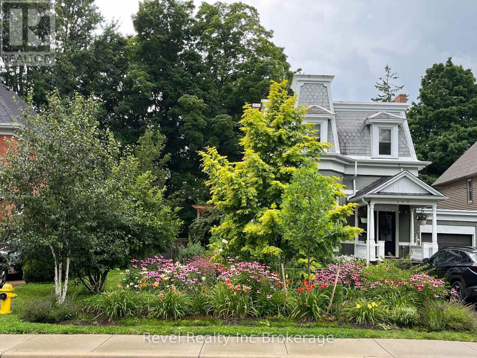 247 LIGHT STREET Image 44
