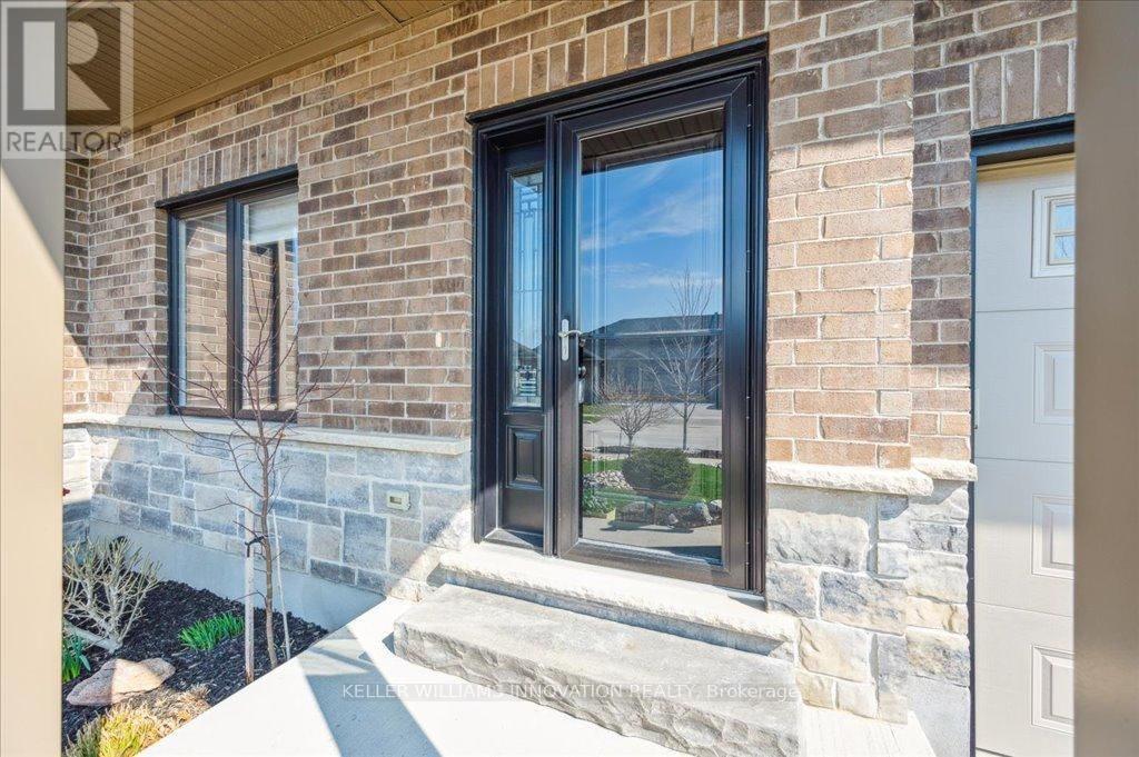 28 BUR OAK DRIVE Image 2