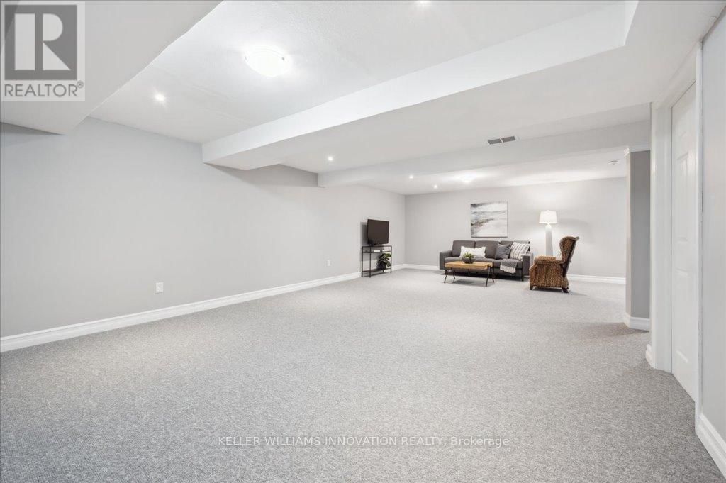 28 BUR OAK DRIVE Image 20