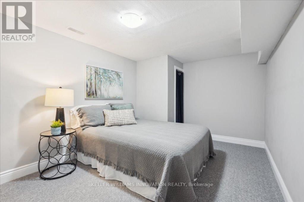 28 BUR OAK DRIVE Image 24