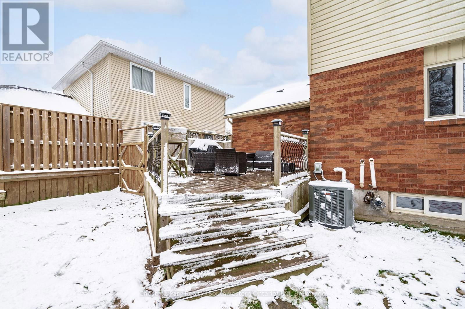 139 MILLER CRESCENT Image 34