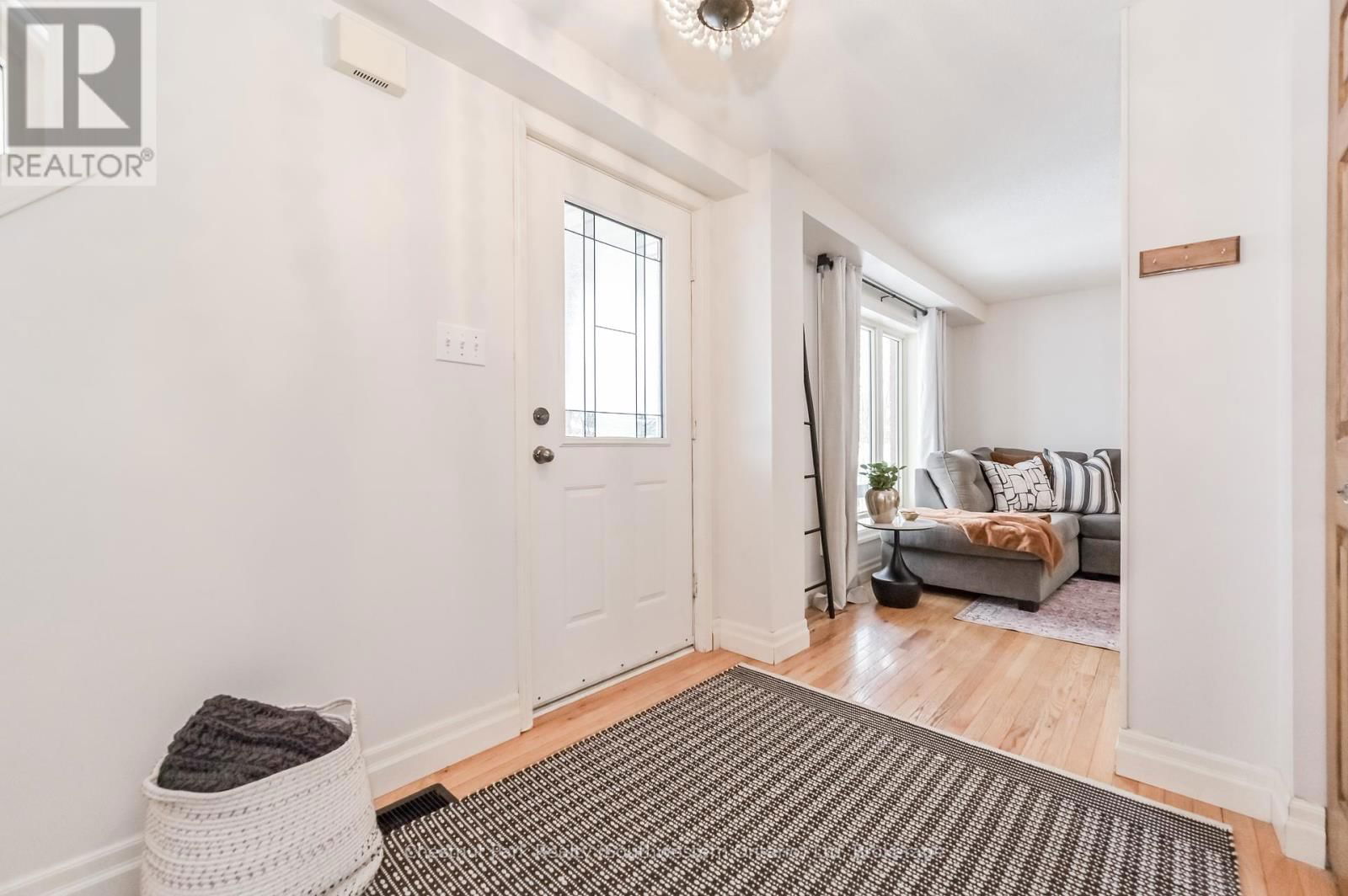 139 MILLER CRESCENT Image 5